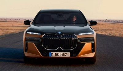 BMW i7 M70: Αυτή είναι η ισχυρότερη ηλεκτρική «μπέμπα»