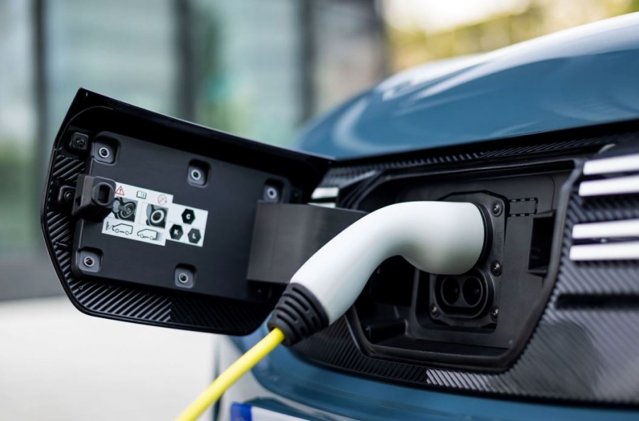 Η Dacia ετοιμάζει ηλεκτρικό Sandero σε τιμή έκπληξη