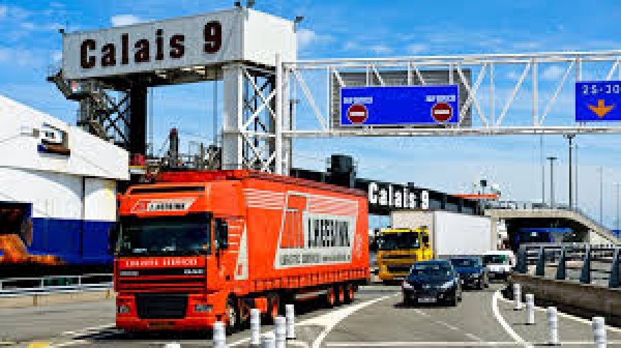 Brexit: Εκρηκτική άνοδος των κομίστρων στις εμπορευματικές μεταφορές