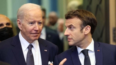 Σφοδρότατη επίθεση Macron σε Biden: Δεν είναι παγκόσμιος ηγέτης, όποιος μιλά χωρίς σύνεση για πυρηνικό Αρμαγεδδώνα