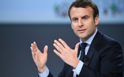 Macron: Η ΕΕ χρειάζεται μια στρατηγική σχέση με τη Ρωσία στον τομέα της άμυνας