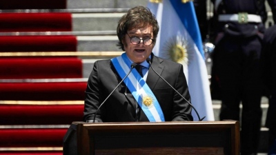 Αργεντινή – Ορκίστηκε πρόεδρος ο Milei: Μονόδρομος η λιτότητα, δεν υπάρχουν χρήματα, έρχονται μέτρα σοκ στην οικονομία