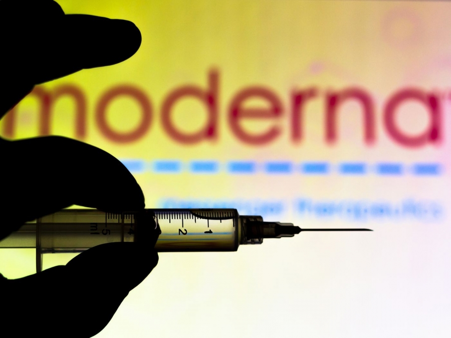 Tι απαντά η Moderna για τις ανεπιθύμητες παρενέργειες του εμβολίου της στην Καλιφόρνια