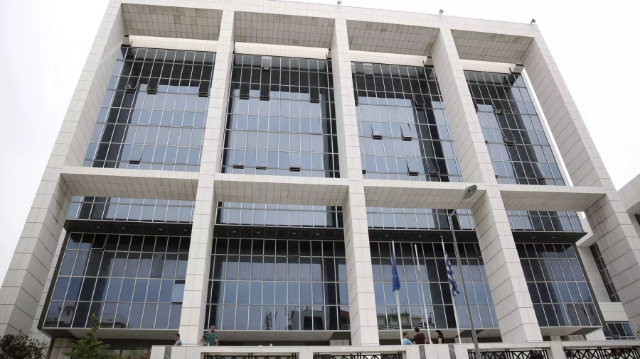 Επίθεση με μαχαίρι έξω από το Εφετείο Αθηνών