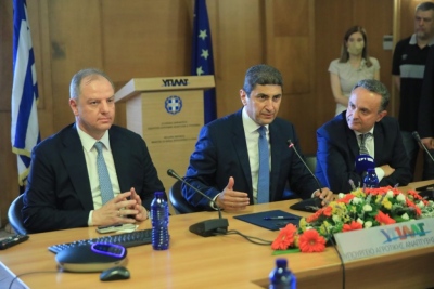 Παράδοση - παραλαβή στο Υπουργείο Αγροτικής Ανάπτυξης - Αυγενάκης: Αξία στον μόχθο των αγροτών