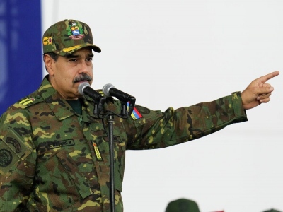 Κόλαση στη Βενεζουέλα - Αιχμάλωτοι των ΗΠΑ ο πρόεδρος Maduro και η σύζυγος σε άγνωστη τοποθεσία - Trump: «Ευφυέστατη επιχείρηση»