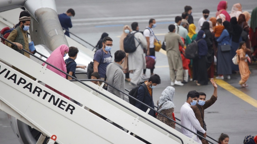 Στην Αθήνα Αφγανός πολίτης με τα 8 άτομα της οικογένειάς του