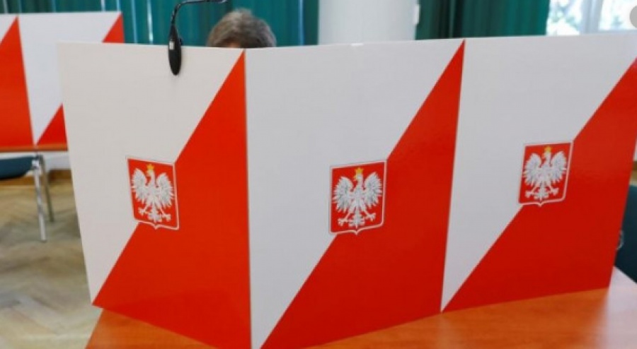 Πολωνία: Στις κάλπες οι πολίτες για τις βουλευτικές εκλογές
