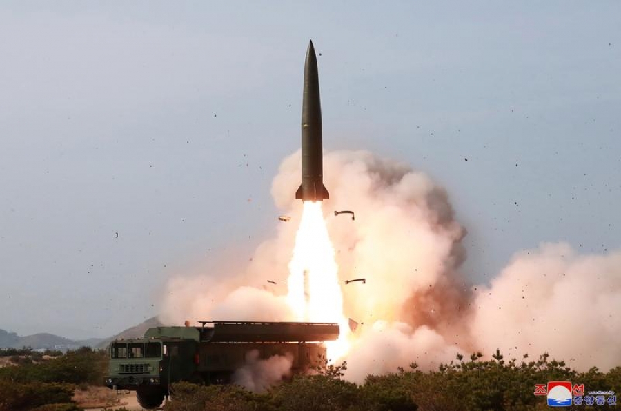 Η Βόρεια Κορέα εκτόξευσε τέσσερις πυραύλους στην Κίτρινη Θάλασσα – Κλιμακώνεται η ένταση