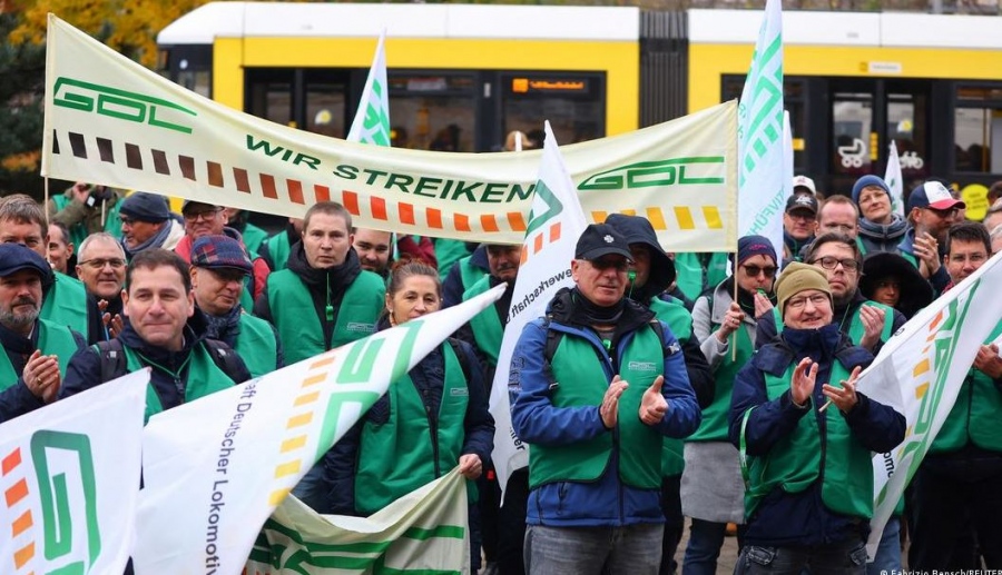 Γερμανία: Χωρίς τρένα ξεκινά το 2024 - Απεργούν για αυξήσεις και μείωση ωρών εργασίας οι μηχανοδηγοί