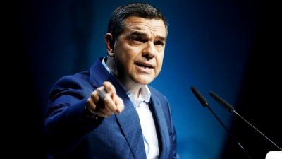 Ο Τσίπρας βλέπει… ανατροπή και ετοιμάζεται για τη δεύτερη κάλπη – Το σχέδιο επιστροφής περνά από τη ΝΔ