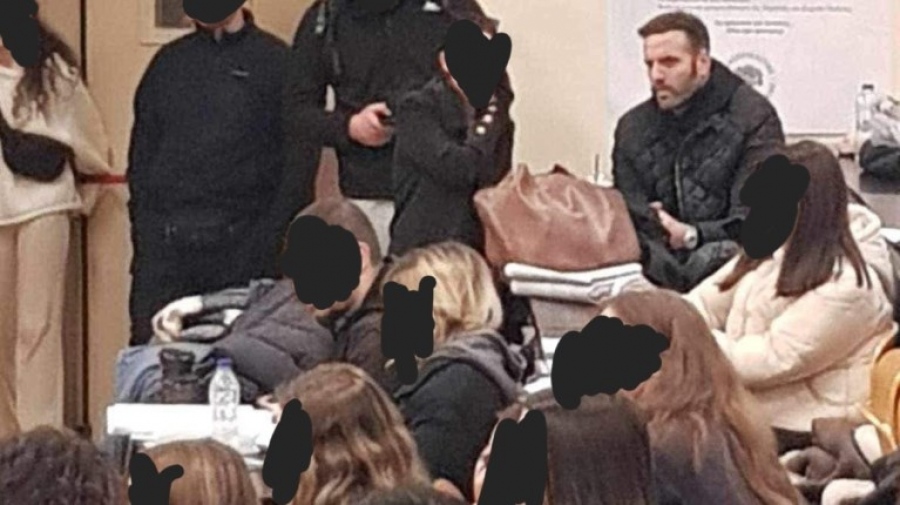 Χαμός στα social media με την παρουσία του Νίκου Παππά στη συνέλευση της Νομικής - Τι απαντά ο ίδιος