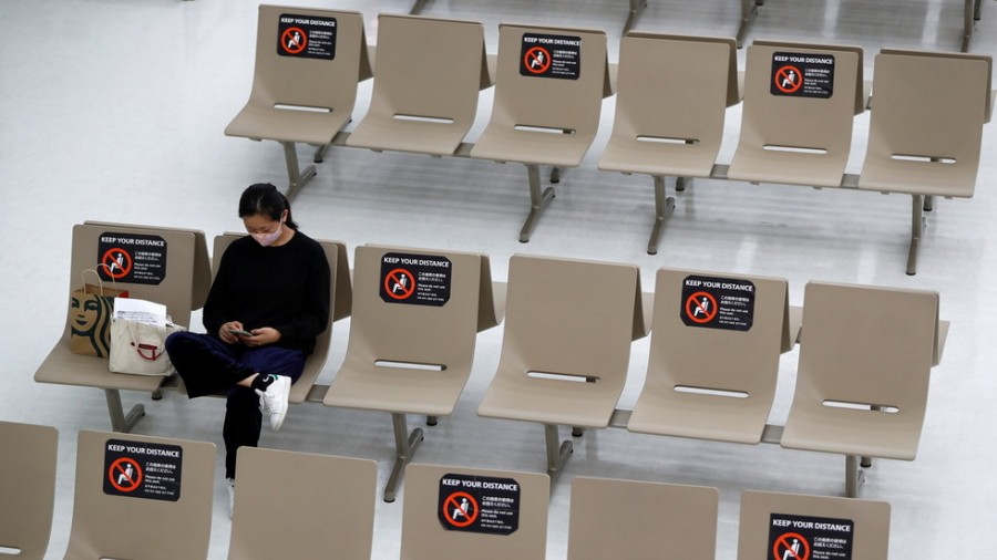 Η Ιαπωνία κλείνει τα σύνορά της στους ξένους επιβάτες, μετά την εμφάνιση μεταλλαγμένου Covid