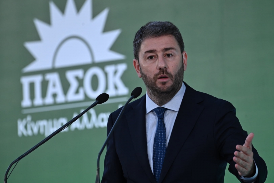 Ανδρουλάκης: Ο Μητσοτάκης βάζει το χέρι στην τσέπη των Ελλήνων για να στηρίξει τους μεγάλους ηλεκτροπαραγωγούς