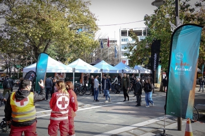 Καθαρή ενέργεια και πράσινη μετακίνηση στη Λάρισα από το ΔΕΗ e-bike Festival