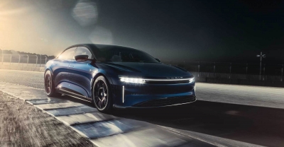 To Lucid Air Sapphire λέει πως είναι το ταχύτερο στον κόσμο