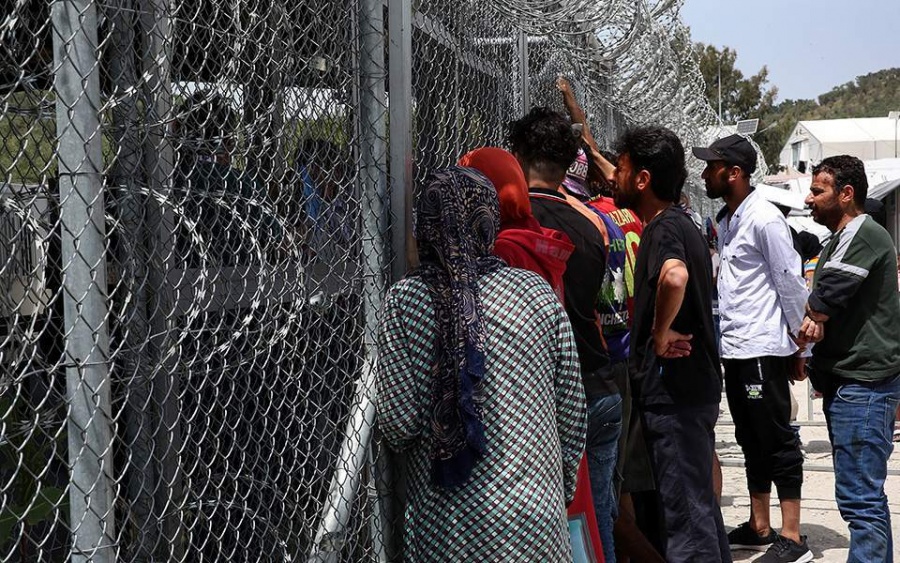 Παραιτήθηκε ο διοικητής του κέντρου υποδοχής προσφύγων στη Μόρια