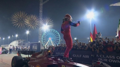 Formula 1: Η αυτοκρατορία… αντεπιτίθεται! 1-2 η Ferrari, δράμα δίχως τέλος για τη Red Bull