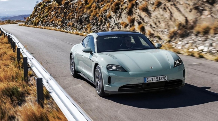 Ανανέωση ισχύος για την Porsche Taycan