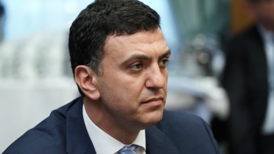 Κικίλιας: Με εμβολιασμένους και νοσήσαντες τα συνέδρια - Στο 80% το όριο χωρητικότητας