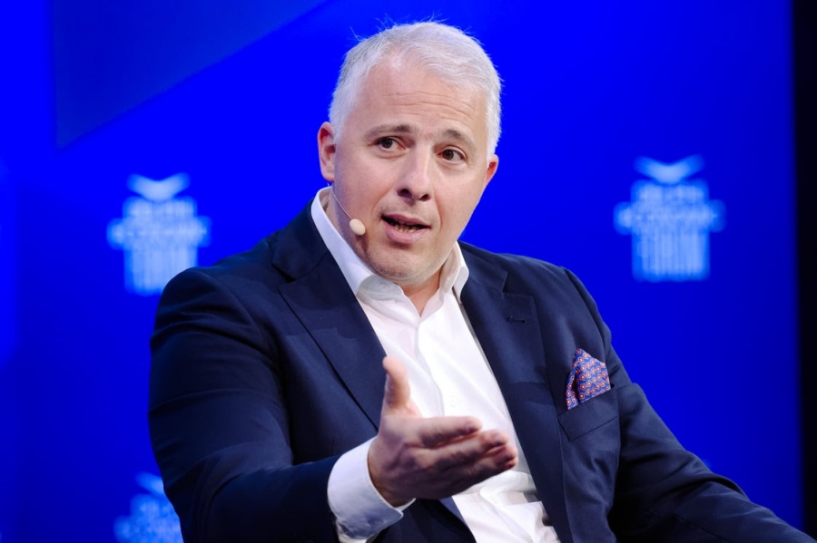 Καραμούζης (Εθνική Τράπεζα): Οι κρίσεις δεν τελείωσαν... Επιβιώνουν μόνο όσοι θωρακίζονται