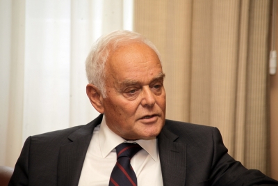 Μανιτάκης: Συνταγματικό το μέτρο αναστολής εργασίας σε εργαζόμενους που δεν θα εμβολιαστούν