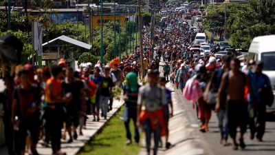 Νέο καραβάνι μεταναστών αναχώρησε από το Ελ Σαλβαδόρ για τις ΗΠΑ