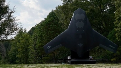 Ανατροπή στους αιθέρες - Οι ΗΠΑ δημιουργούν stealth drone κάθετης απογείωσης με τεχνητή νοημοσύνη (vid)