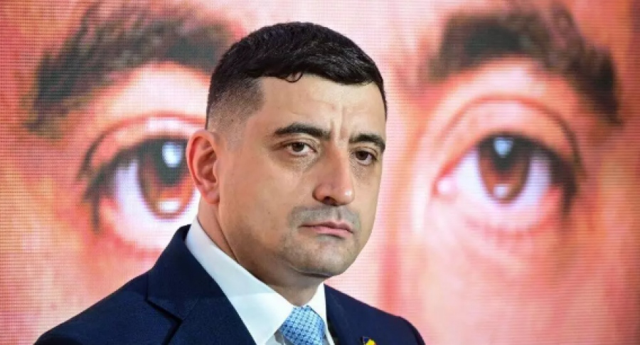 Simion κατά exit polls: Έχουμε πάρει 400.000 ψήφους περισσότερες, είμαι ο νέος πρόεδρος