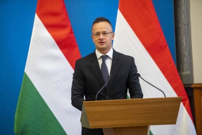 Ο Ούγγρος υπουργός Εξωτερικών πάει στη Μόσχα ζητώντας αύξηση προμηθειών φυσικού αερίου