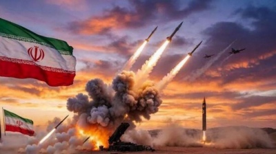 «Το επόμενο χτύπημα θα είναι πέρα από κάθε φαντασία» - Με αυτό το μήνυμα το Ιράν επιτέθηκε και σάρωσε βιομηχανίες σε Ισραήλ, Περσικό Κόλπο