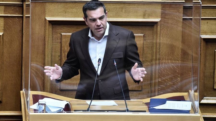 «Ολιστικά» βέλη Τσίπρα σε Μητσοτάκη για ακρίβεια, υπερκέρδη και... NBA - Μαξίμου: Σε προφανή απόγνωση