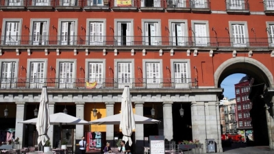Ισπανία: Κύμα ακυρώσεων στη Μαδρίτη λόγω Omicron - Πλήγμα στην εστίαση