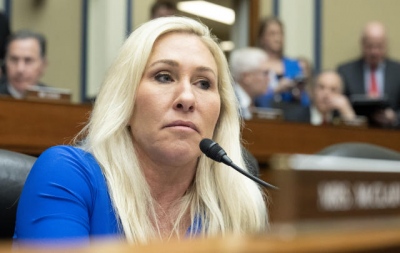 Αμερικανίδα βουλευτής παραδέχεται την παρουσία της CIA στην Ουκρανία