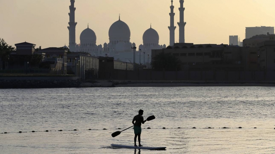 Δωρεάν διάθεση εμβολίων και στους τουρίστες του Άμπου Ντάμπι