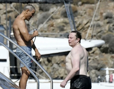 Ο Elon Musk αυτοτρολάρεται για τις γυμνόστηθες φωτογραφίες στη Μύκονο και το λευκό δέρμα