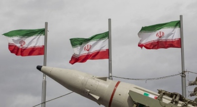 Σοκ - Το Ιράν έπληξε με πυραύλους Qadr-360 και Talaeiyeh αντιτορπιλικό των ΗΠΑ στον Ινδικό ωκεανό