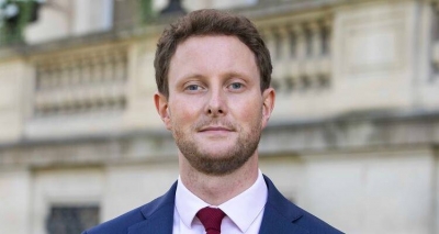 Baune (Γαλλία): Πρέπει να ζήσουμε με τον Covid, δεν αντέχουμε νέο lockdown