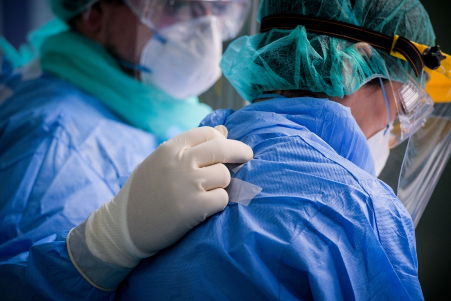 Κρούσματα σε υγειονομικούς του νοσοκομείου «Γεννηματάς» που είχαν εμβολιαστεί κατά του κορωνοϊού