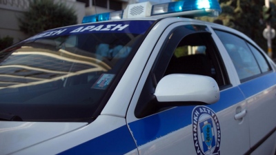 «Γάζωσαν» με καλάσνικοφ αυτοκίνητο στην Κρήτη – Ένας βαριά τραυματίας