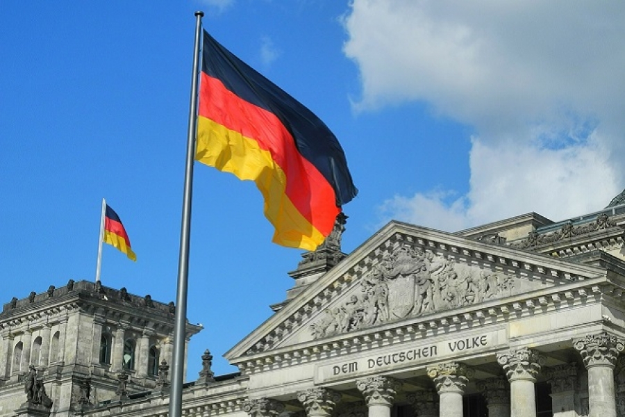 Γερμανία: SPD, Πράσινοι και FDP προς διαπραγματεύσεις