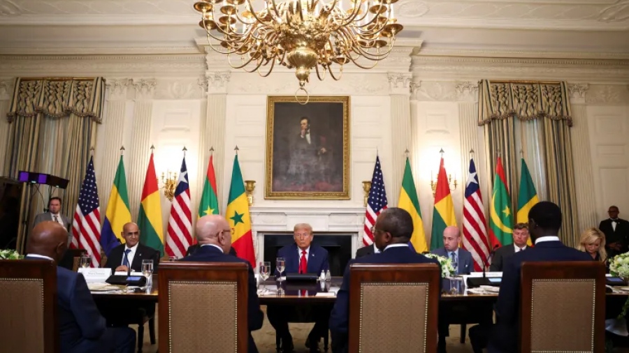 Επαίνεσε τα... Αγγλικά του προέδρου της Λιβερίας ο Trump