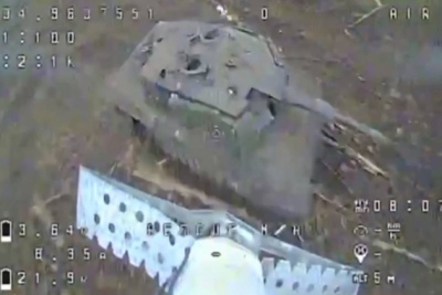 Ουκρανία - «Νεκροταφείο των... Leopard»: Ρωσικό drone έκανε σκόνη άλλο ένα τεθωρακισμένο άρμα της Δύσης
