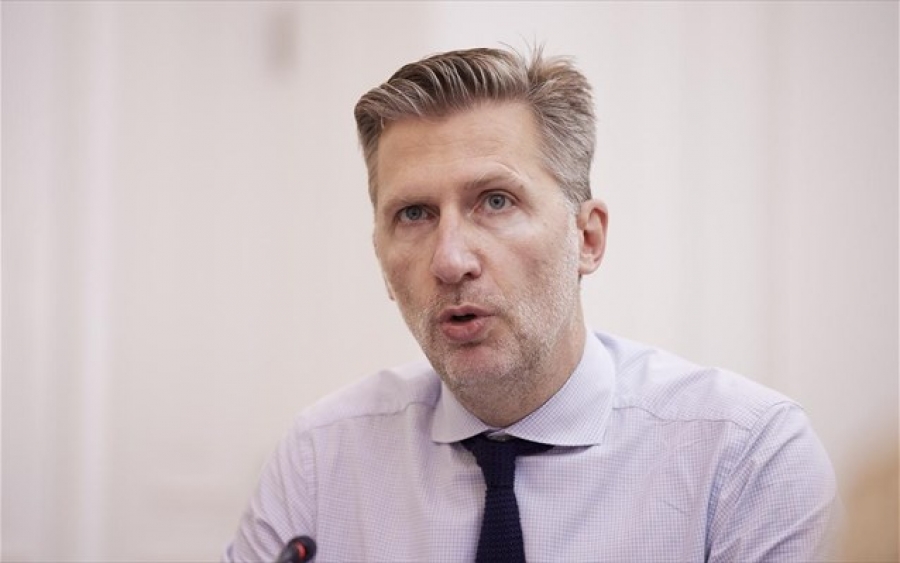 Σκέρτσος (υφ. στον πρωθυπουργό): Γιατί όλοί πρέπει να σπεύσουν να εμβολιαστούν - Κλείστε ραντεβού, σώζει ζωές