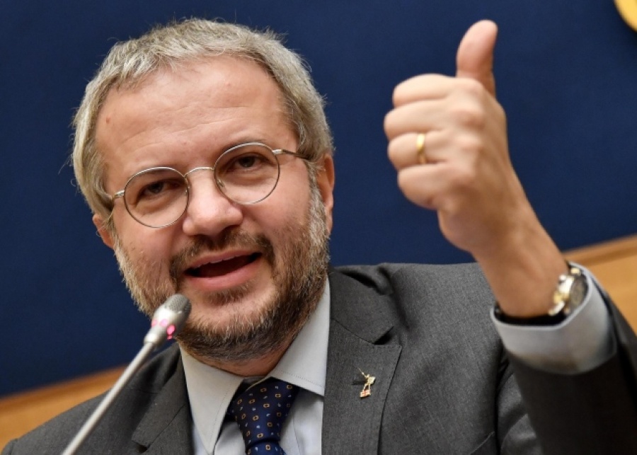 Borghi (Lega): Η Ιταλία δεν είναι Ελλάδα - Αβάσιμο το spread ιταλικών και ελληνικών ομολόγων