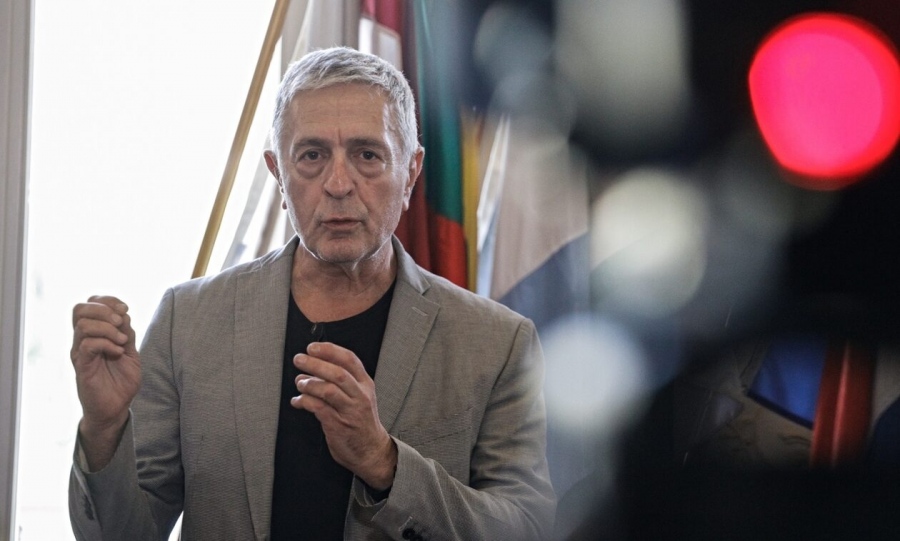 Κούλογλου για Novartis: «Πολιτική απόφαση που γνώριζε ο Τσίπρας η στόχευση προσώπων» – «Κυνική ομολογία» απαντά ο Μαρινάκης