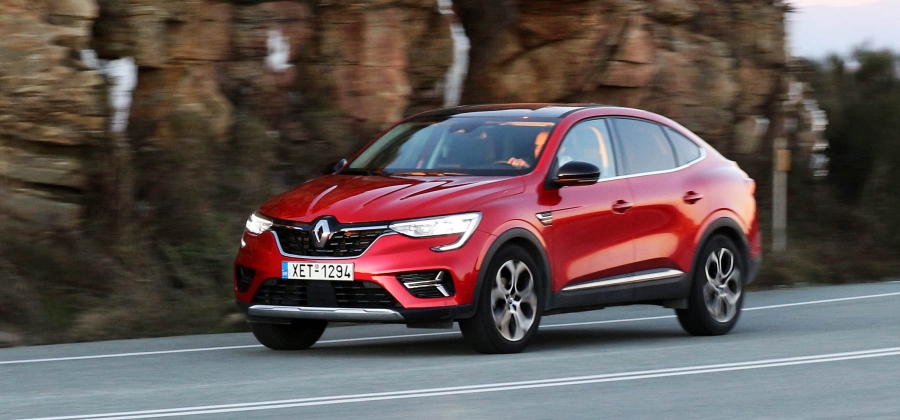 Δοκιμάζουμε το κομψό Renault Arkana 1.3 TCe