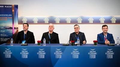 Νικοπολίδης, Φύσσας και Ταμπάκος μίλησαν για το αξέχαστο καλοκαίρι του 2004 σε εκδήλωση της Intrakat στο Οικονομικό Φόρουμ των Δελφών