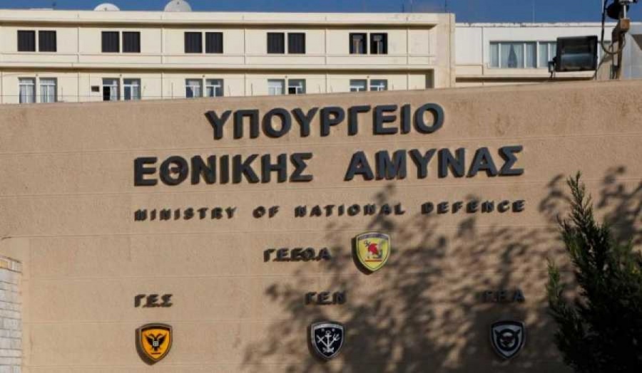 Υπ. Άμυνας: Ουδέποτε τέθηκε θέμα απαγόρευσης του εμβατηρίου «Μακεδονία ξακουστή»