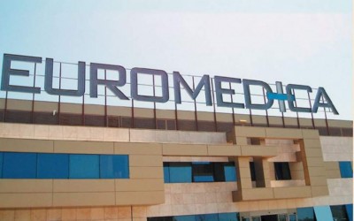 Euromedica: Άρχισε η μεταφορά ασθενών με Covid στο κέντρο αποκατάστασης «Αρωγή»